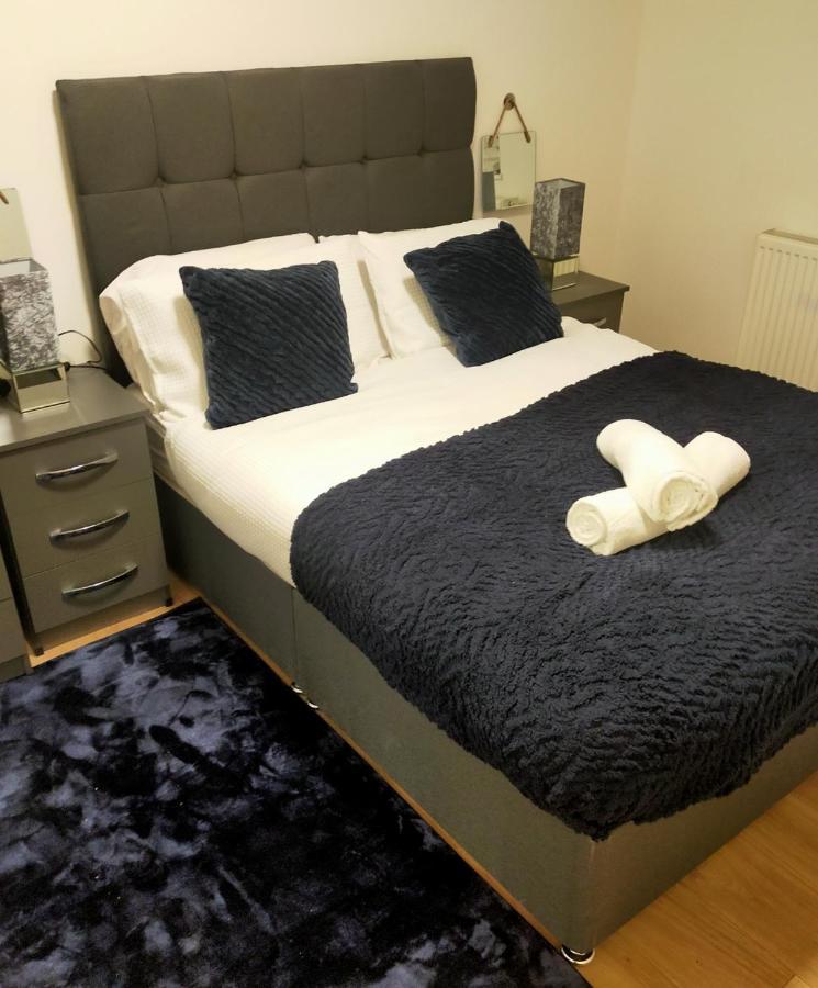 Apartament Impeccable 2-Bed House Londyn Zewnętrze zdjęcie